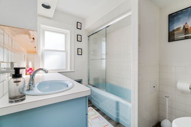 26 Elmwood Ave, Braintree, MA 02184