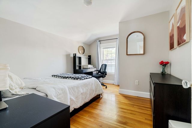 26 Elmwood Ave, Braintree, MA 02184