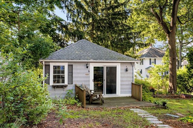 26 Elmwood Ave, Braintree, MA 02184