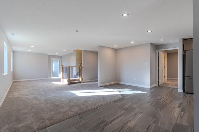 10481 N Farm Rd 149, Pleasant Hope, MO 65725