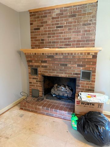 191 Twin Oaks RD, Wirtz, VA 24184