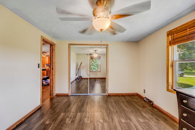 928 E County Line Road, Grant Park, IL 60940