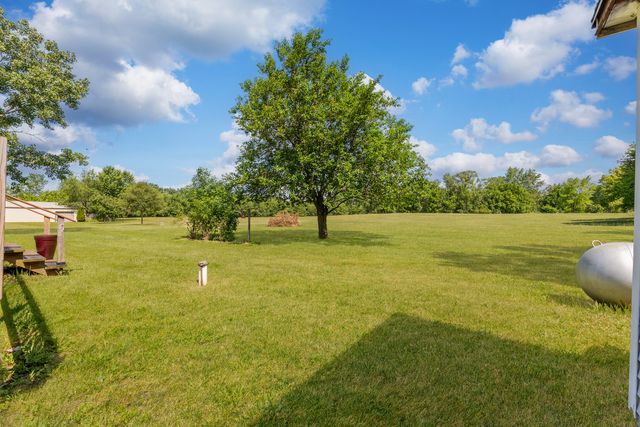 928 E County Line Road, Grant Park, IL 60940