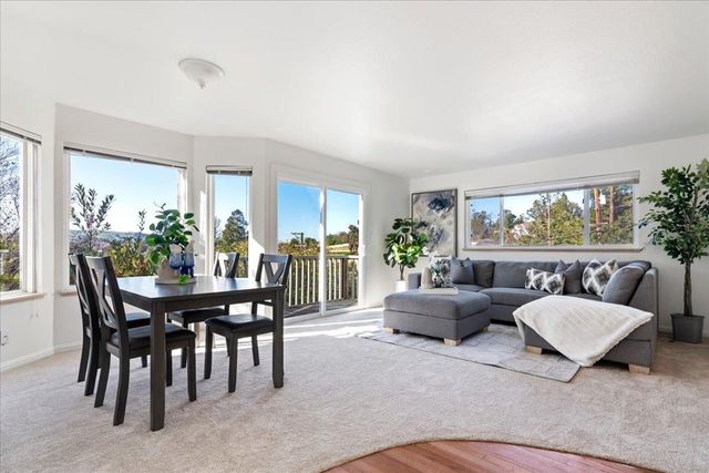 207 Midway Dr, Martinez, CA 94553