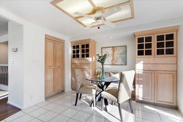 207 Midway Dr, Martinez, CA 94553