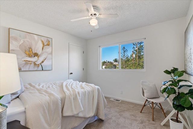 207 Midway Dr, Martinez, CA 94553