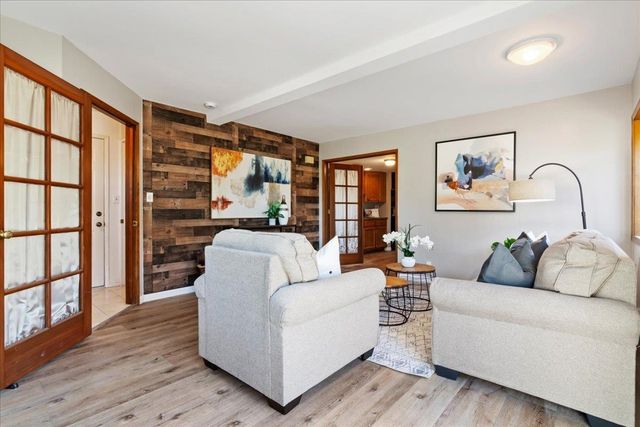 207 Midway Dr, Martinez, CA 94553