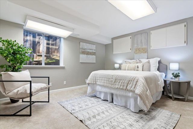 207 Midway Dr, Martinez, CA 94553