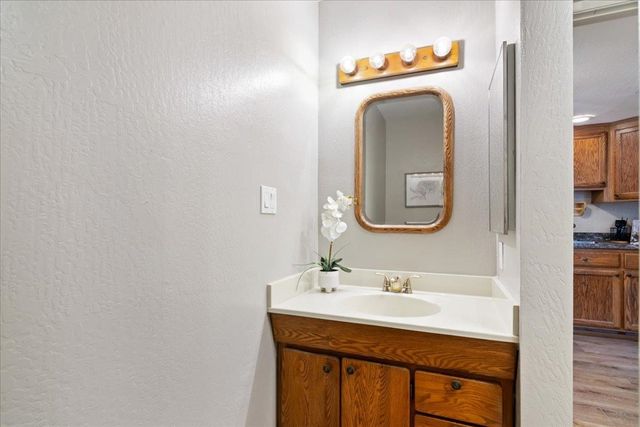 207 Midway Dr, Martinez, CA 94553