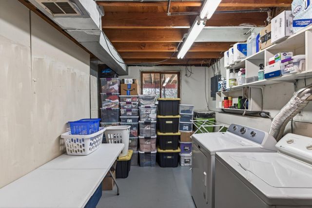 1075 Lowell Drive, Apple Valley, MN 55124