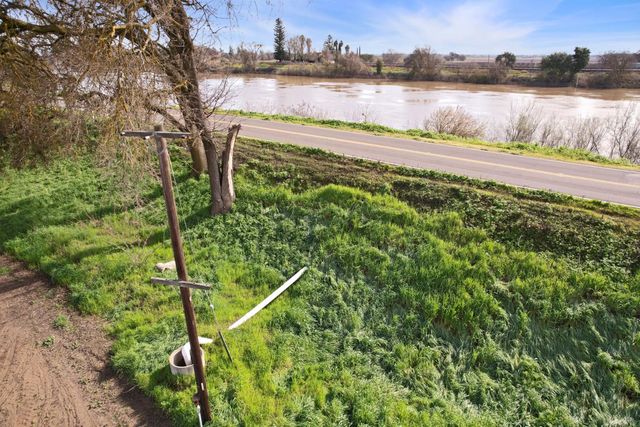 39670 S River Rd, Clarksburg, CA 95612