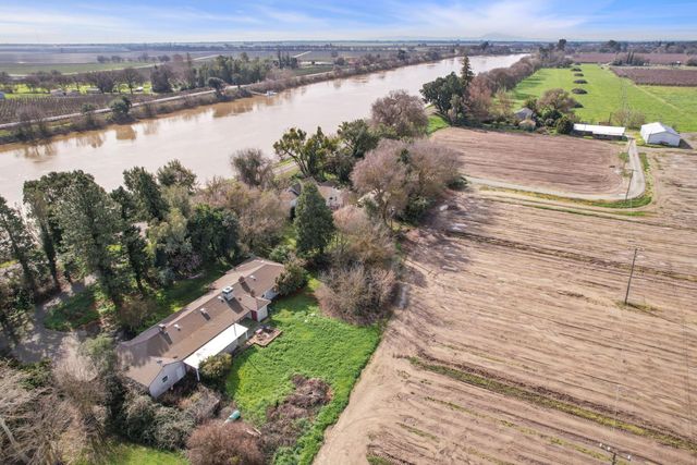 39670 S River Rd, Clarksburg, CA 95612