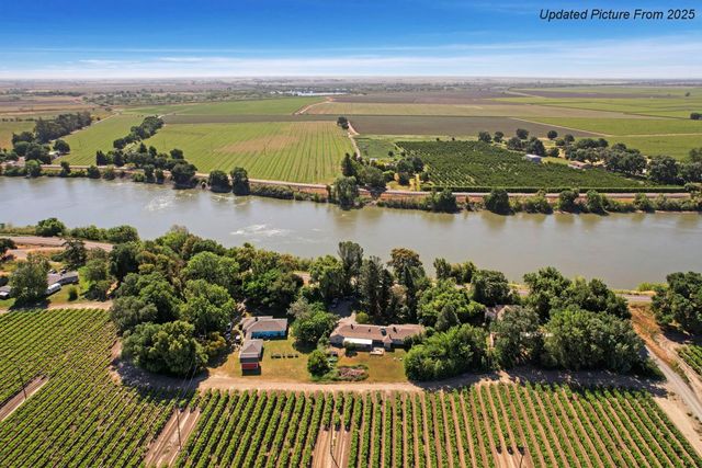 39670 S River Rd, Clarksburg, CA 95612