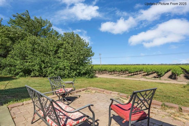 39670 S River Rd, Clarksburg, CA 95612