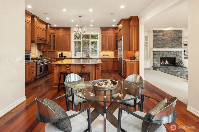 2330 279th Drive SE, Sammamish, WA 98027