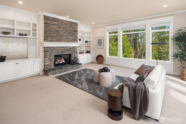 2330 279th Drive SE, Sammamish, WA 98027