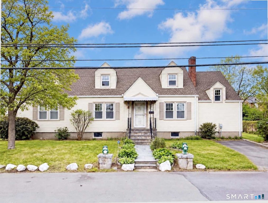 26 Sention Avenue, Norwalk, CT 06850