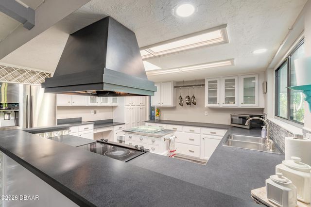 648 Pelican Bay Drive, Daytona Beach, FL 32119