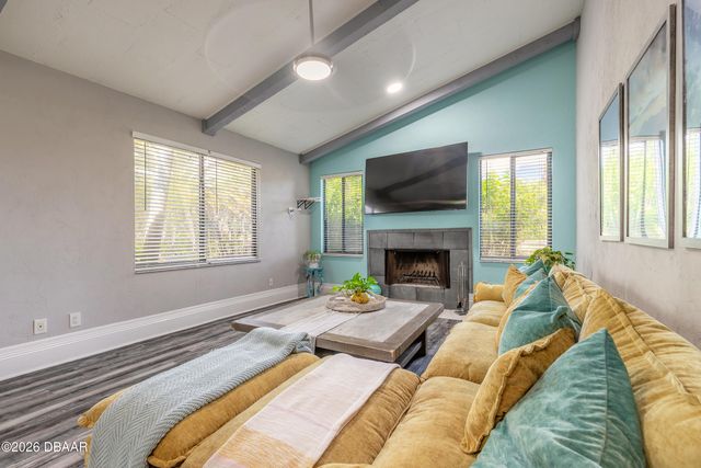 648 Pelican Bay Drive, Daytona Beach, FL 32119