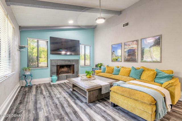 648 Pelican Bay Drive, Daytona Beach, FL 32119