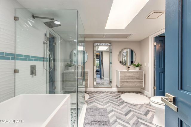 648 Pelican Bay Drive, Daytona Beach, FL 32119