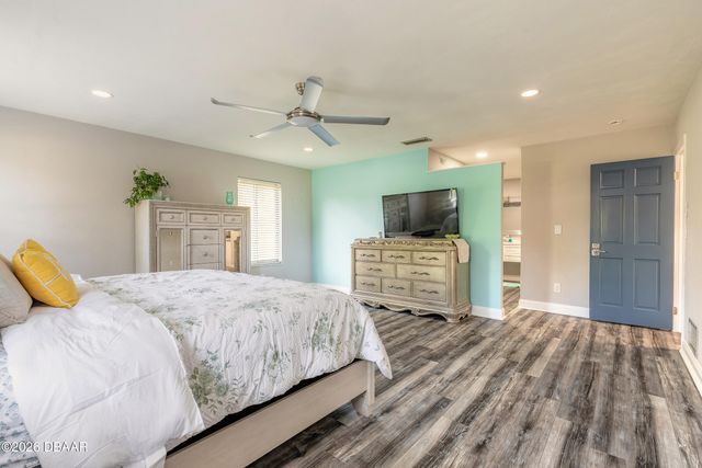 648 Pelican Bay Drive, Daytona Beach, FL 32119