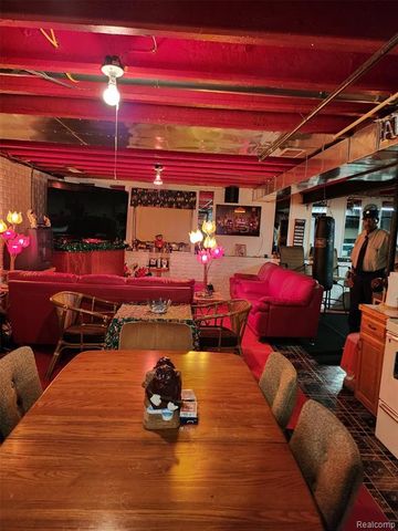 5216 Northwood Road, Grand Blanc, MI 48439