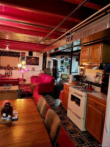 5216 Northwood Road, Grand Blanc, MI 48439