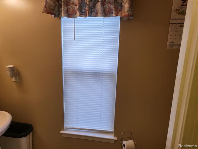 5216 Northwood Road, Grand Blanc, MI 48439
