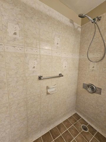 114 Norwich E 114, West Palm Beach, FL 33417