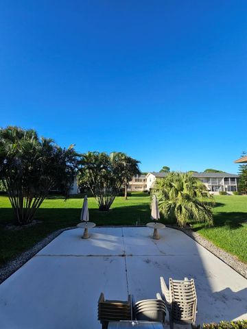 114 Norwich E 114, West Palm Beach, FL 33417