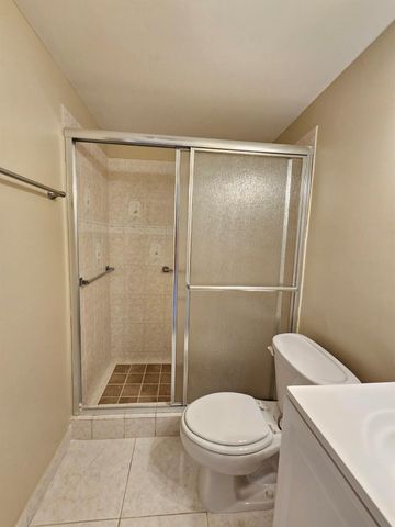 114 Norwich E 114, West Palm Beach, FL 33417