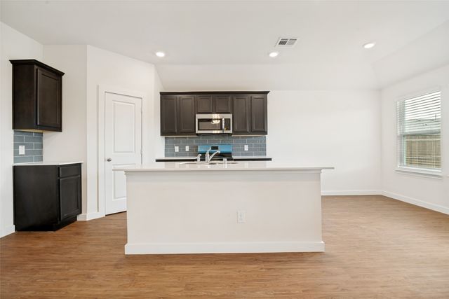 220 Weatherboard Drive, Nevada, TX 75173