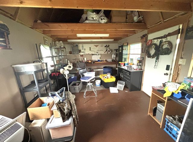 1020 Morgan Lane, Blossom, TX 75416