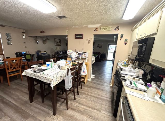 1020 Morgan Lane, Blossom, TX 75416