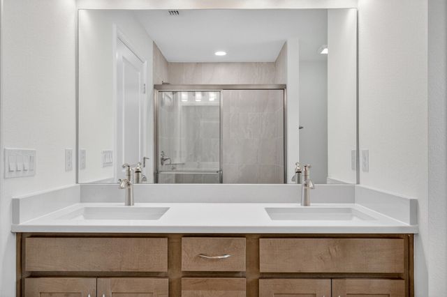 6 Pickcane Ln, Palm Coast, FL 32164