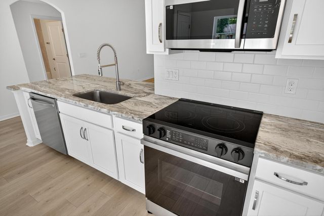 6 Pickcane Ln, Palm Coast, FL 32164