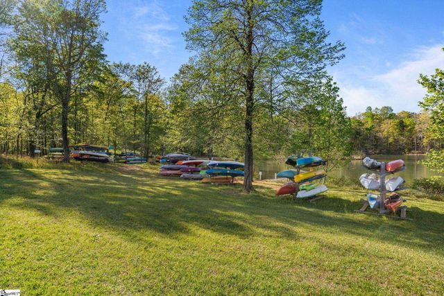 300 Farmers Market Street, Taylors, SC 29687