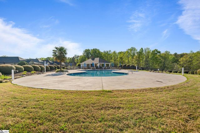 300 Farmers Market Street, Taylors, SC 29687