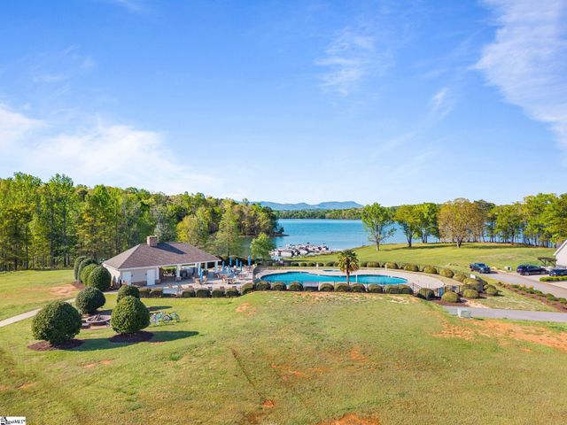 300 Farmers Market Street, Taylors, SC 29687
