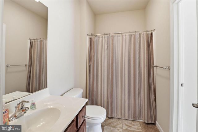 1237 CANTEBURY DR, Mount Joy, PA 17552