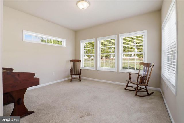 1237 CANTEBURY DR, Mount Joy, PA 17552