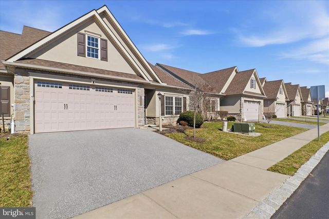 1237 CANTEBURY DR, Mount Joy, PA 17552