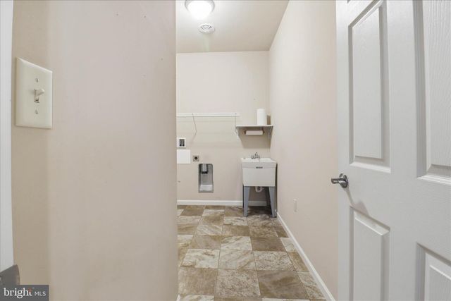 1237 CANTEBURY DR, Mount Joy, PA 17552