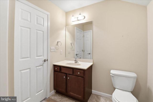 1237 CANTEBURY DR, Mount Joy, PA 17552