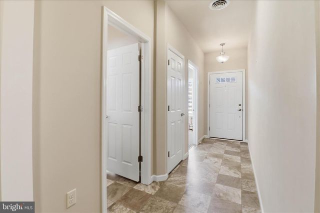 1237 CANTEBURY DR, Mount Joy, PA 17552