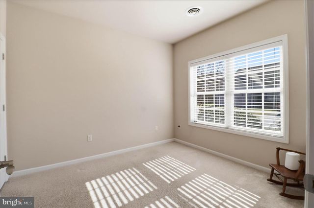 1237 CANTEBURY DR, Mount Joy, PA 17552