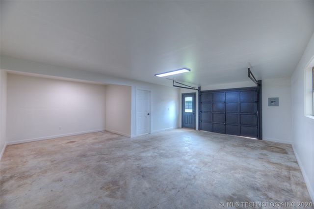 117 S Old Main Street, Coweta, OK 74429