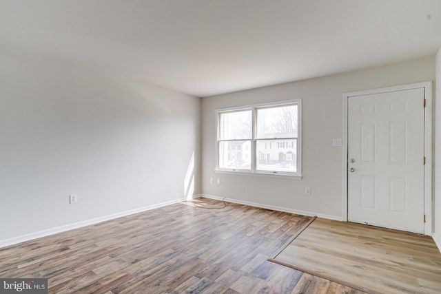 162 E VILLAGE RD, Elkton, MD 21921