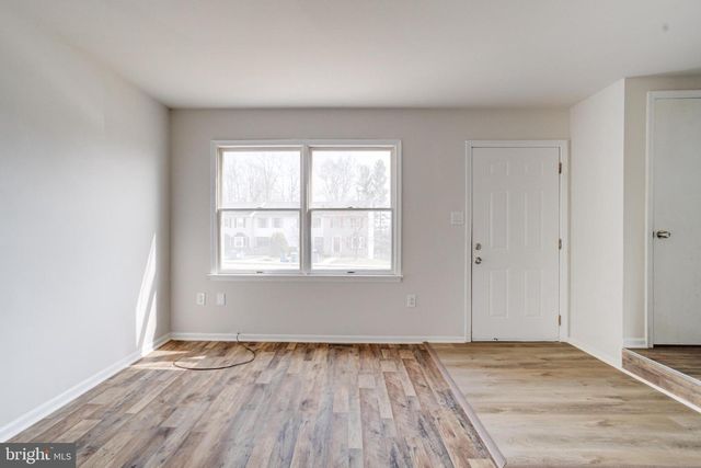 162 E VILLAGE RD, Elkton, MD 21921